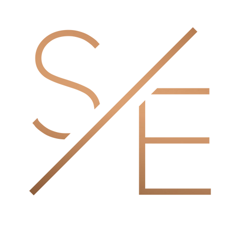 Logo with stylized letters 'S' and 'E' in a geometric design on a white background