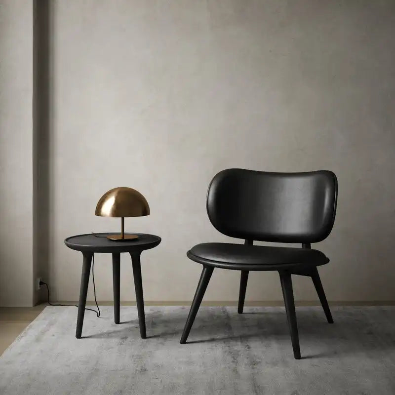 THE LOUNGE CHAIR by Mater