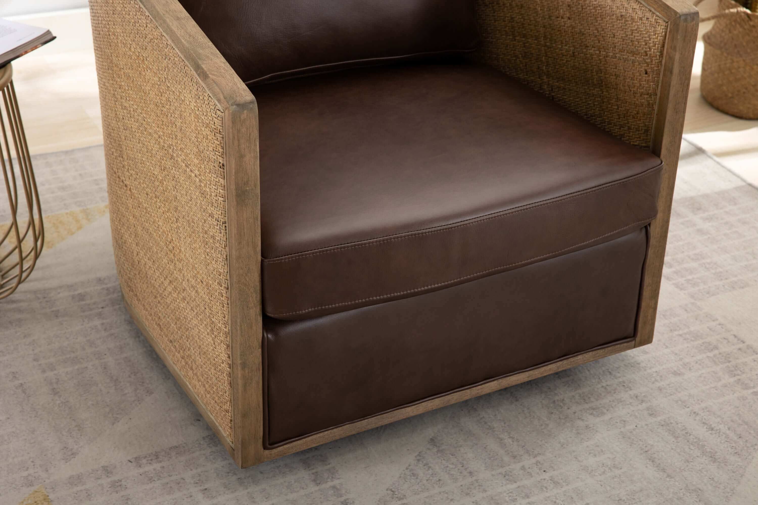 COOLMORE Swivel Barrel Chair, Comfy Round Accent Sofa Chair for Living Room, 360 Degree Swivel Barrel Club Chair, Leisure Arm Chair for Nursery, Hotel, Bedroom, Office, Lounge