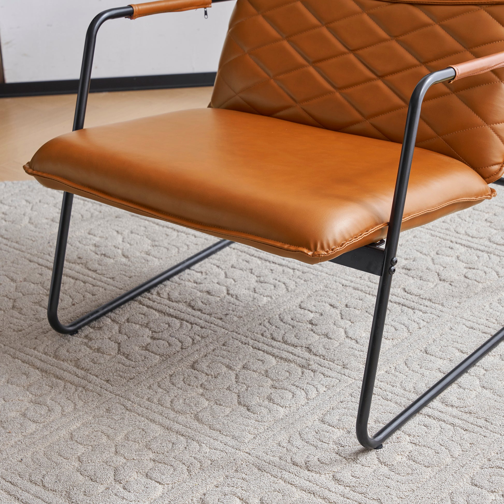 THE BRUCE CHAIR