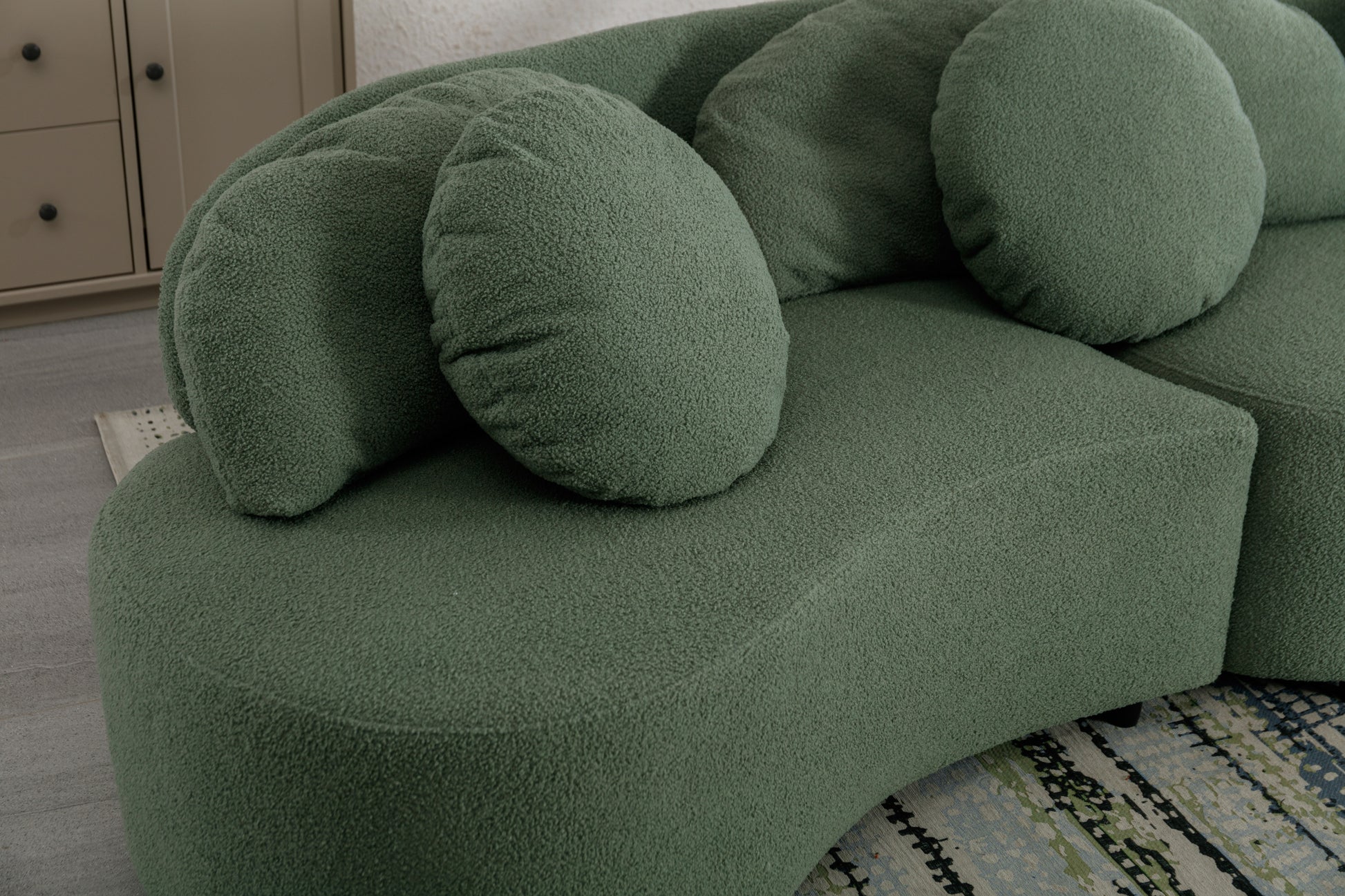 THE TELLUS SOFA