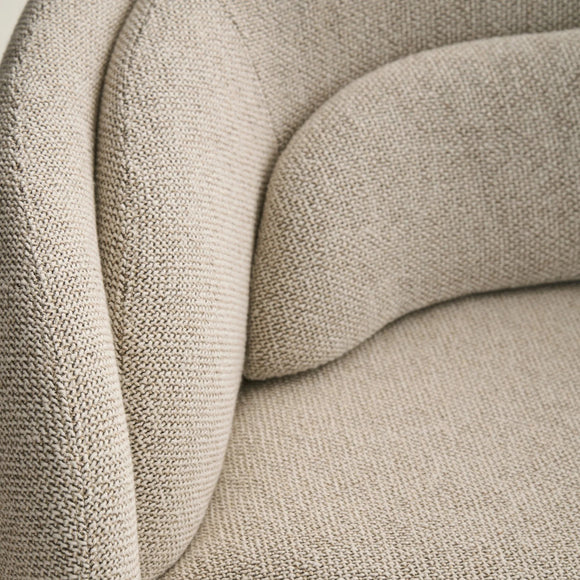 THE PEONIA SOFA